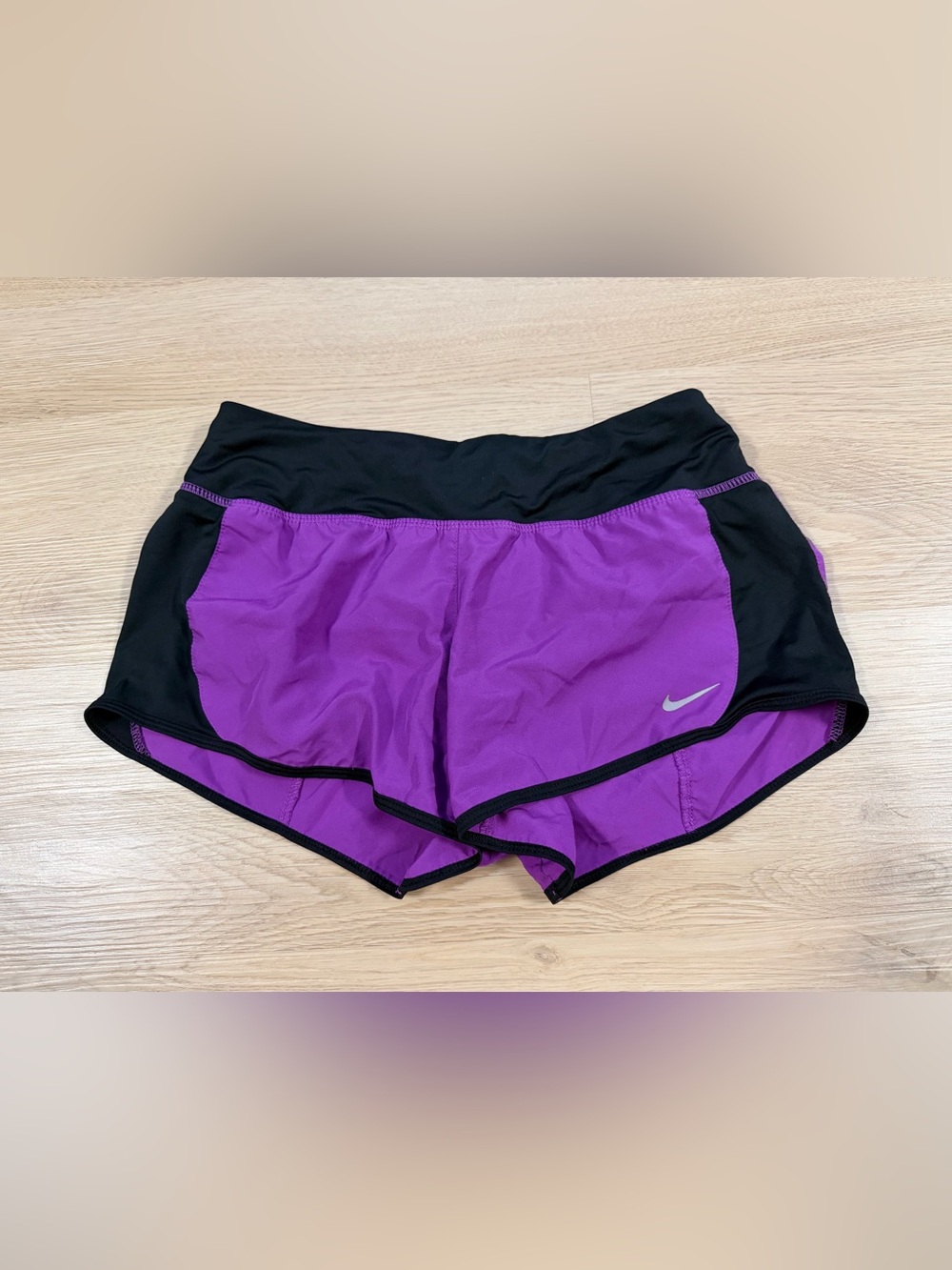 Nike Shorts Womens Size S Purple Dri-FIT Athletic Running Lined 719558-556
